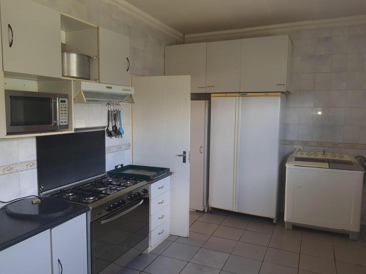 הארטביספורט Cynthias Country Farm Stay מראה חיצוני תמונה