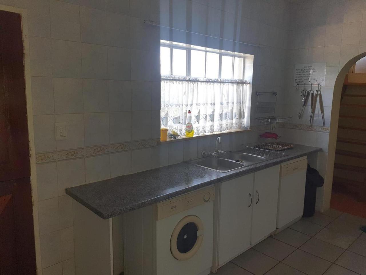 הארטביספורט Cynthias Country Farm Stay מראה חיצוני תמונה