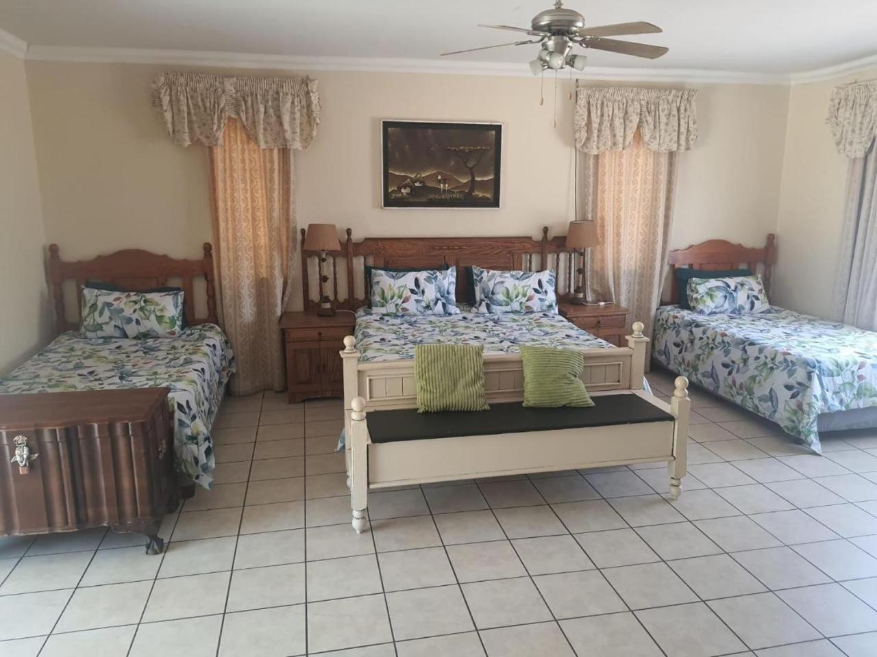 הארטביספורט Cynthias Country Farm Stay מראה חיצוני תמונה