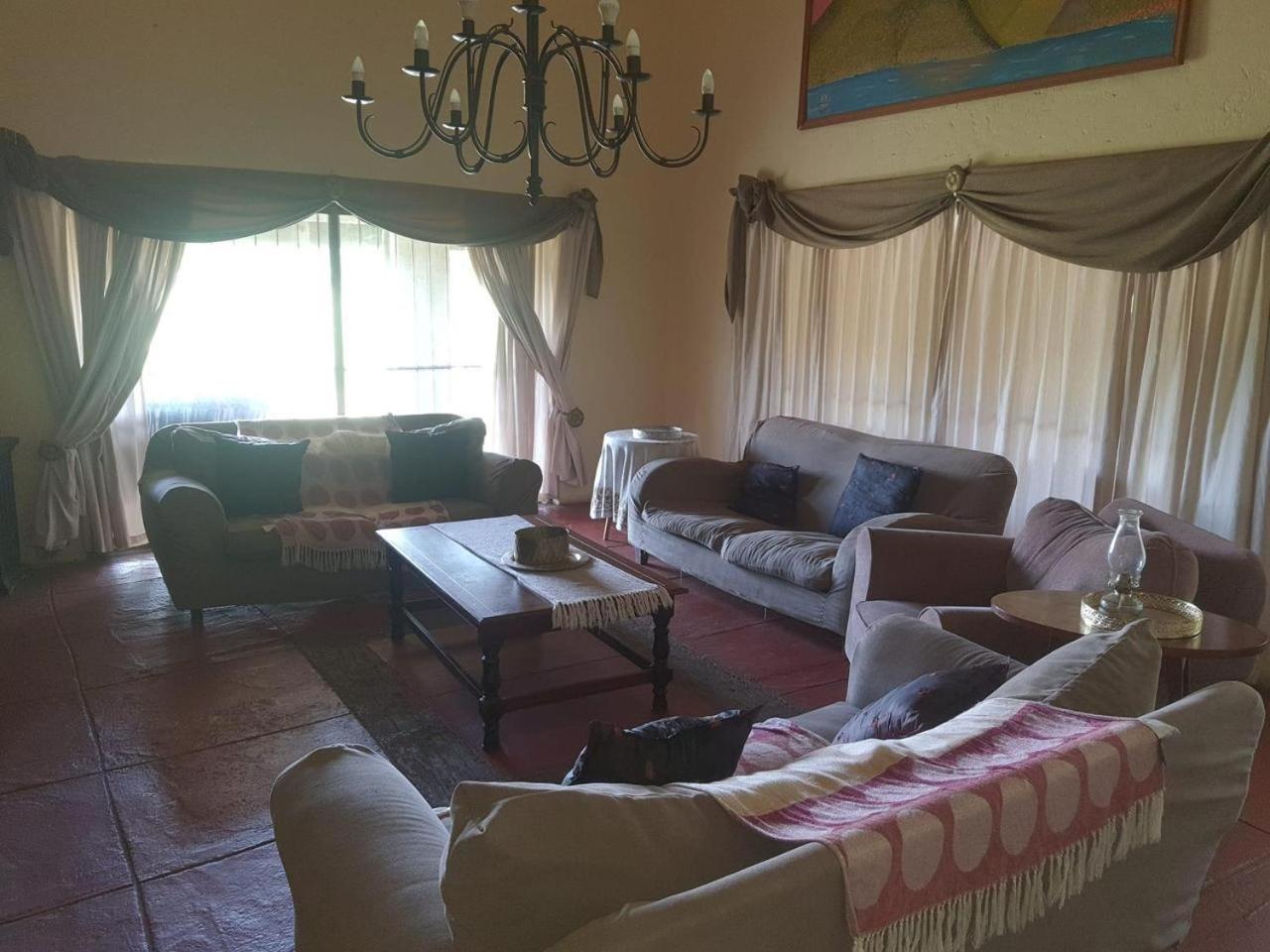 הארטביספורט Cynthias Country Farm Stay מראה חיצוני תמונה